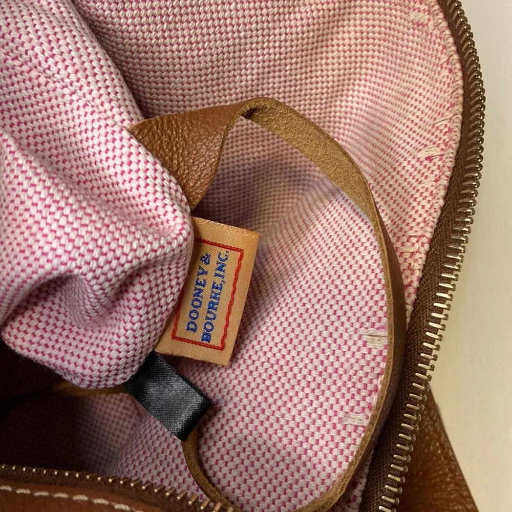 Vintage Dooney & Bourke Large Dillen Sac Hobo Brown Leather Purse Shoulder Bag
